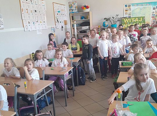 Przedszkolny piknik na sportowo w SP7 47823