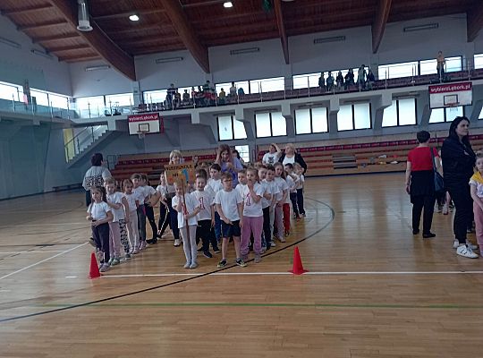 Przedszkolny piknik na sportowo w SP7 47790