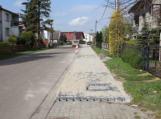 Budowa chodnika na Komuny Paryskiej 47857