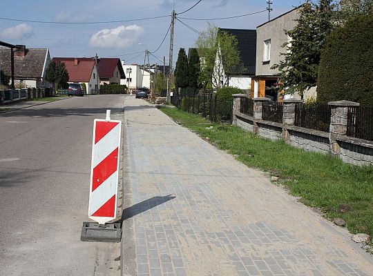 Budowa chodnika na Komuny Paryskiej 47858
