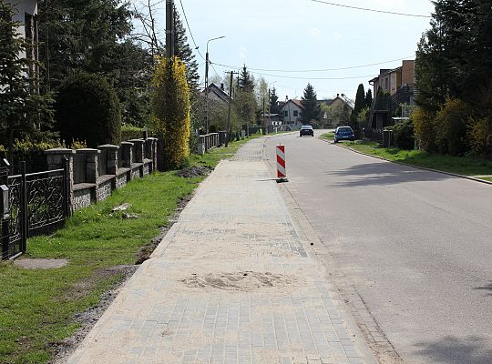 Budowa chodnika na Komuny Paryskiej 47859