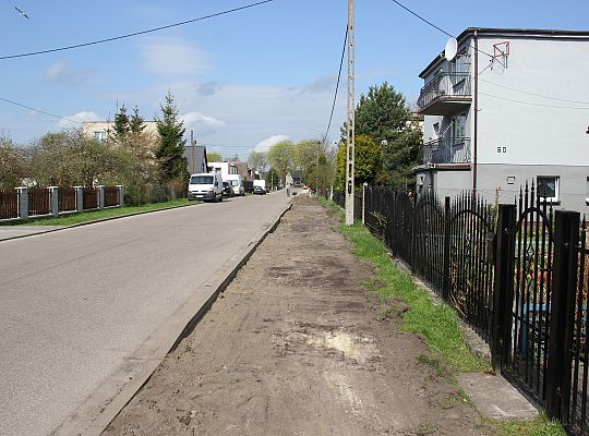 Budowa chodnika na Komuny Paryskiej 47862