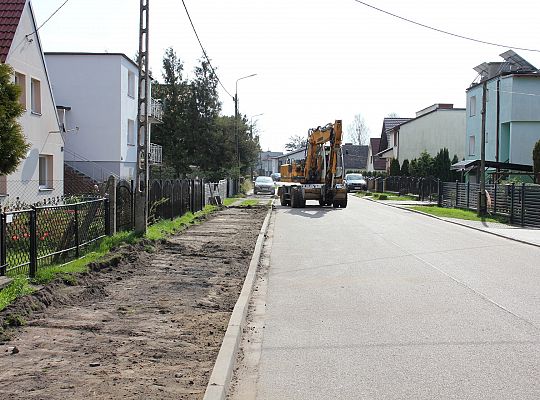 Budowa chodnika na Komuny Paryskiej 47865