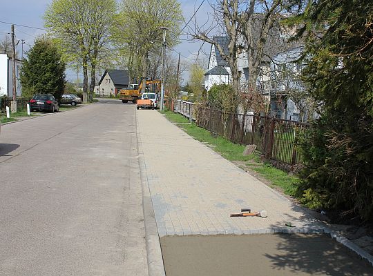 Budowa chodnika na Komuny Paryskiej 47867