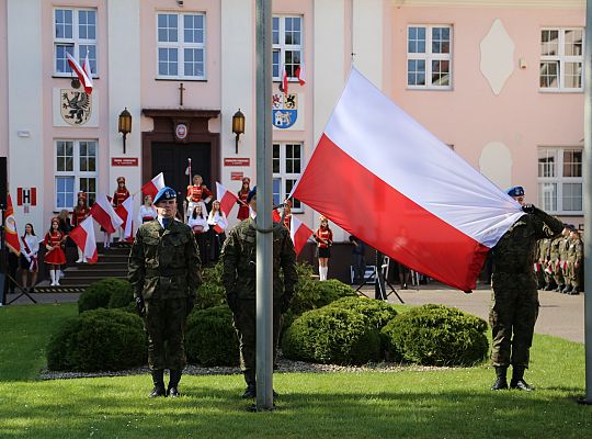 Dzień Flagi RP – uroczystość przed Starostwem 47997