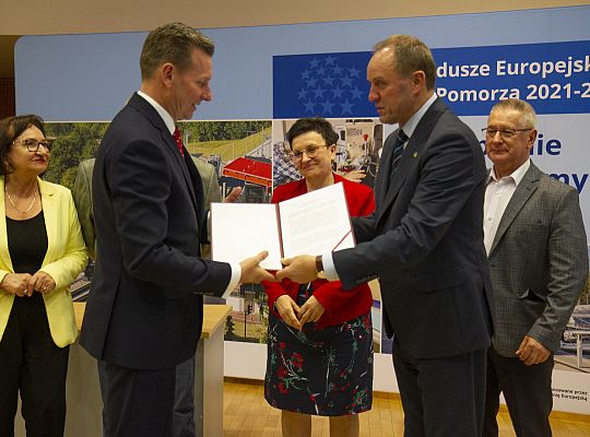 Ponad 17 mln euro dla Miejskiego Obszaru 48493