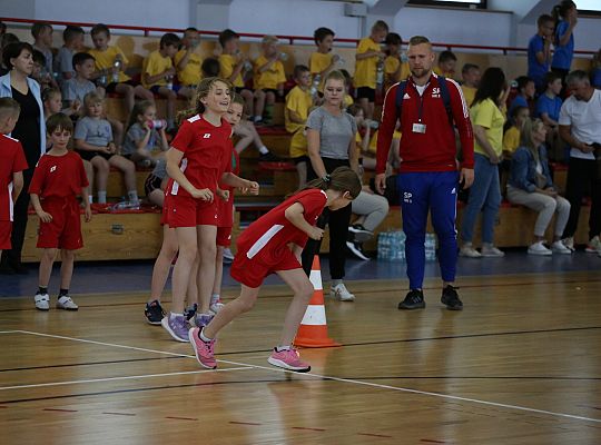 „Kto z nas lepiej i prędzej”. Konkurs sportowy dla 48685