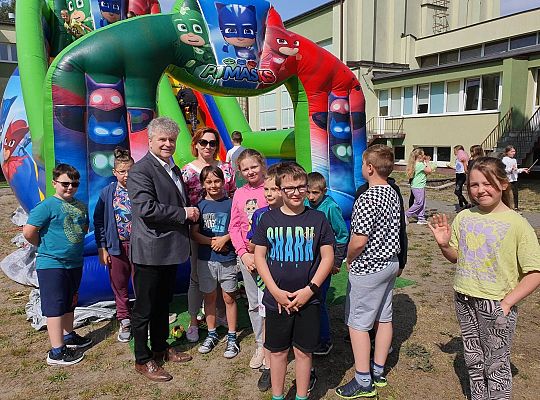 Dzień Dziecka – życzenia od Burmistrza 48750