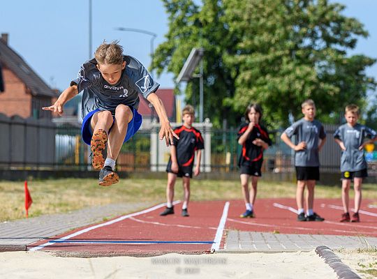 I Wiosenny Mityng Lekkoatletyczny „Sport - zdrowy 49144
