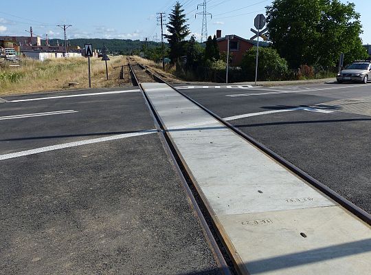 Przebudowa przejścia przez przejazd kolejowy 49560