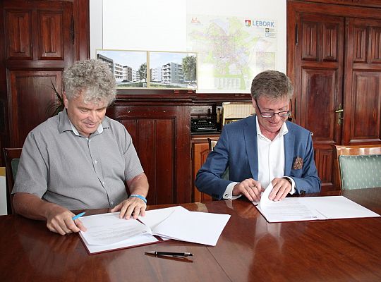 Umowa o współpracy Lęborka z WSAiB podpisana 49571