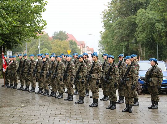 W hołdzie bohaterom i ofiarom wojny 51081