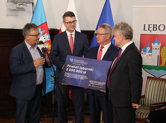 18 mln 912 tys. zł dla regionu lęborskiego z 51429