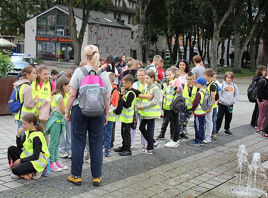 Rajd pieszo-rowerowy wyruszył z placu Pokoju 51538