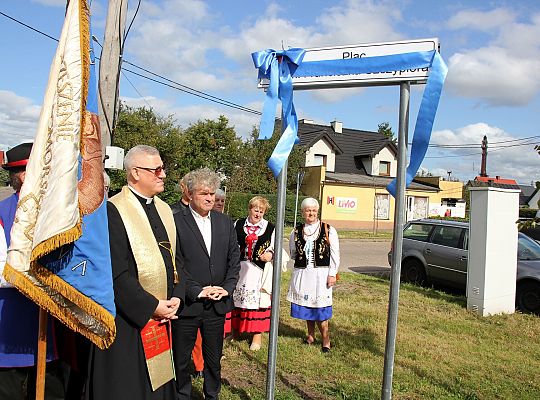 Plac im. Franciszka Szczypiora otwarty! 51636