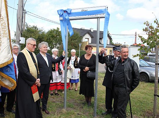 Plac im. Franciszka Szczypiora otwarty! 51637