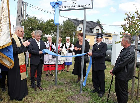 Plac im. Franciszka Szczypiora otwarty! 51640