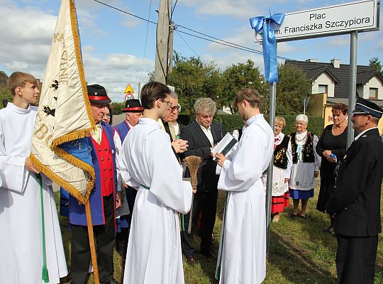 Plac im. Franciszka Szczypiora otwarty! 51639