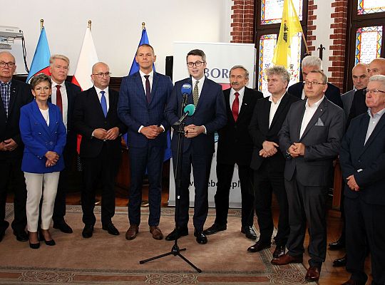 11 mln z Polskiego Ładu na boiska, ul. 51854