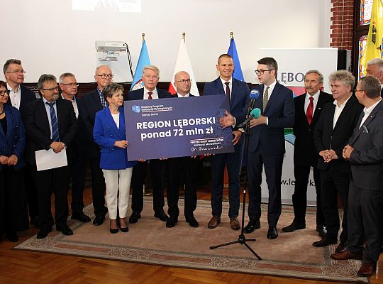 11 mln z Polskiego Ładu na boiska, ul. 51857