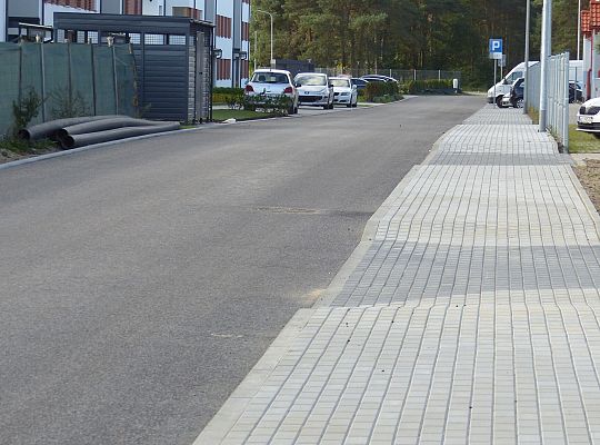 Nowa ulica na Zatorzu. Mieszka I bis z asfaltem 52723