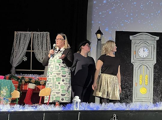 "Opowieść Wigilijna" na rzecz Hospicjum 53191