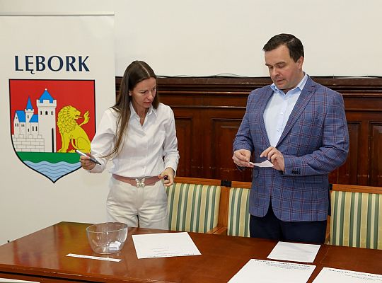 Wylosowano kolejność projektów na listach do 54737