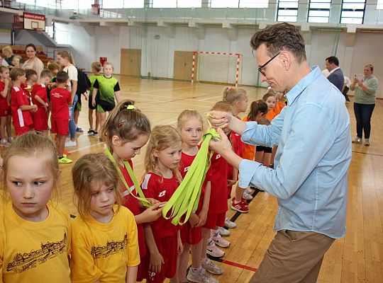 „Kto z nas lepiej i prędzej”. Konkurs sportowy dla 54982