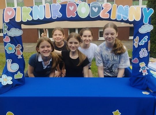 Piknik Rodzinny w Szkole Podstawowej nr 7 55058