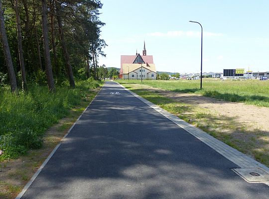 Droga pieszo-rowerowa przy ulicach Władysława IV i 55321