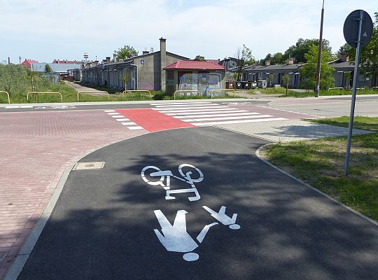 Droga pieszo-rowerowa przy ulicach Władysława IV i 55322