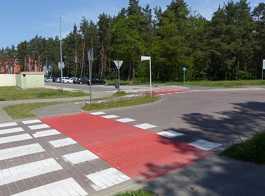 Droga pieszo-rowerowa przy ulicach Władysława IV i 55312