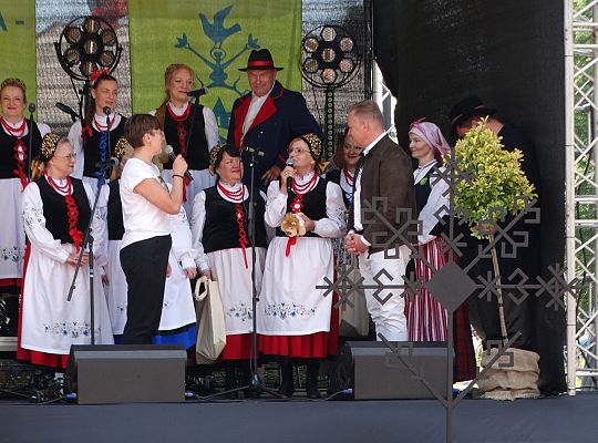 Zespół Pieśni i Tańca Ziemia Lęborska występował w 55372
