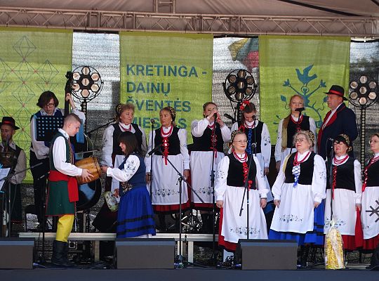 Zespół Pieśni i Tańca Ziemia Lęborska występował w 55374