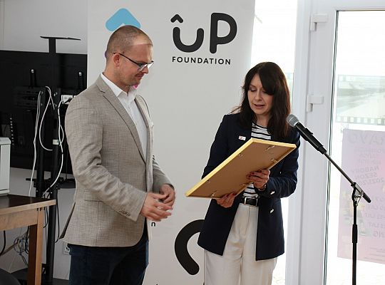 Zyski ze współpracy. Dlaczego samorząd, biznes i 55416