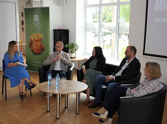 Zyski ze współpracy. Dlaczego samorząd, biznes i 55450