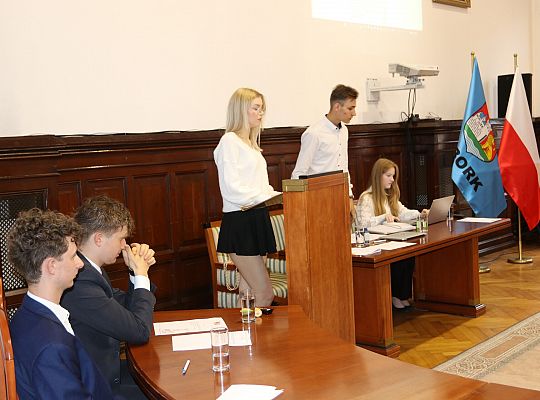 IV sesja V kadencji Młodzieżowej Rady Miasta 55536