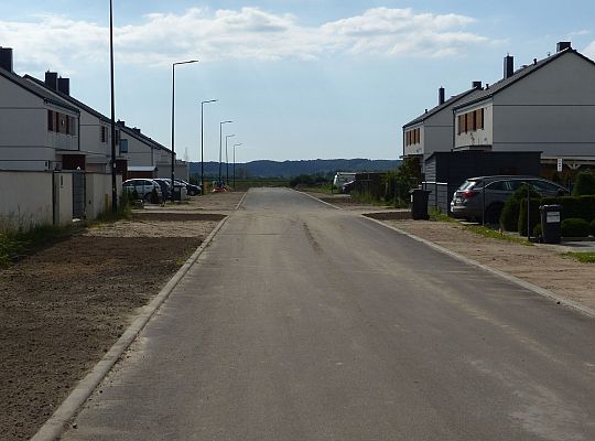Asfalt na ulicach Powstańców Warszawy i Strzelców 55887