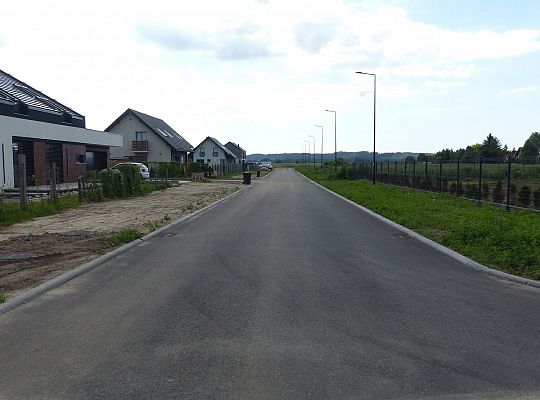 Asfalt na ulicach Powstańców Warszawy i Strzelców 55882