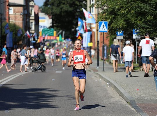 Rywalizowali na lęborskim bruku. 22. Bieg Uliczny 56010