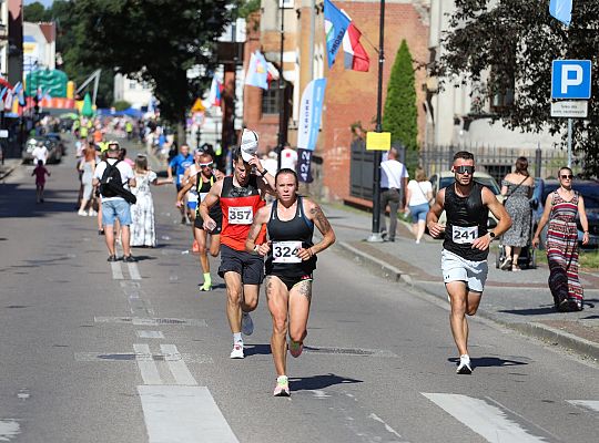 Rywalizowali na lęborskim bruku. 22. Bieg Uliczny 56019