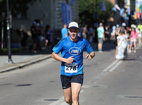 Rywalizowali na lęborskim bruku. 22. Bieg Uliczny 56020