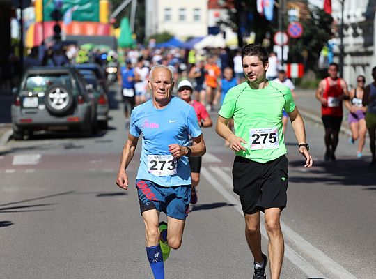 Rywalizowali na lęborskim bruku. 22. Bieg Uliczny 56031