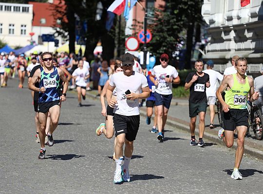Rywalizowali na lęborskim bruku. 22. Bieg Uliczny 56034