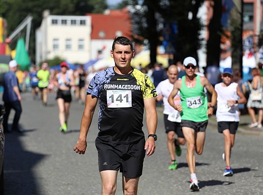 Rywalizowali na lęborskim bruku. 22. Bieg Uliczny 56035