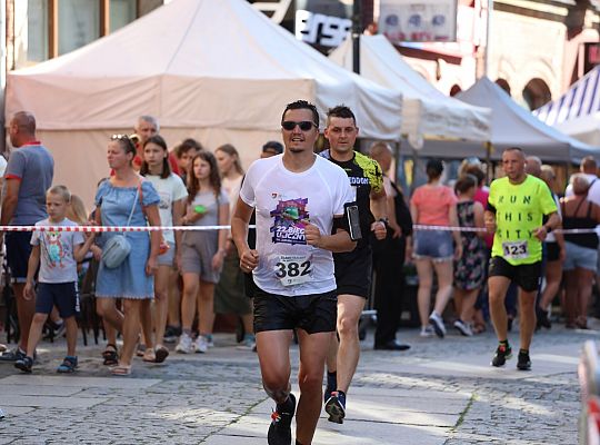 Rywalizowali na lęborskim bruku. 22. Bieg Uliczny 56064