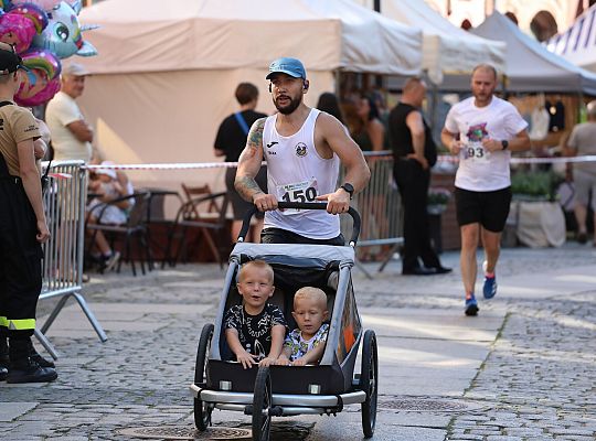 Rywalizowali na lęborskim bruku. 22. Bieg Uliczny 56073