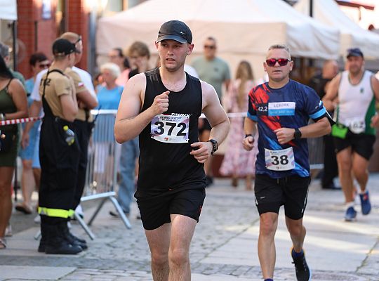 Rywalizowali na lęborskim bruku. 22. Bieg Uliczny 56087
