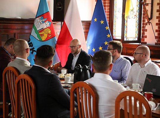Spotkanie w sprawie systemu FALA. Czas na szkolne 56912