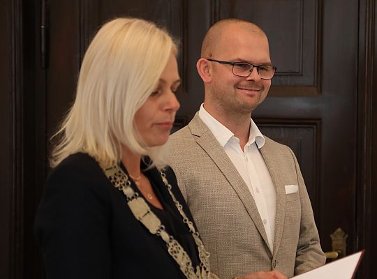 Złote gody w ratuszu. Medale dla 6 par 57321